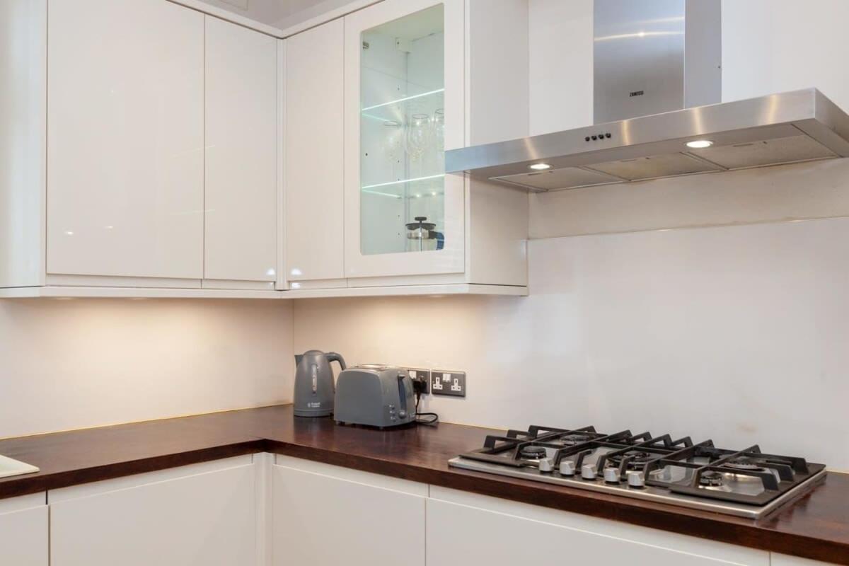 Spacious 2 Bedroom Maisonette In Stratford London Exterior photo