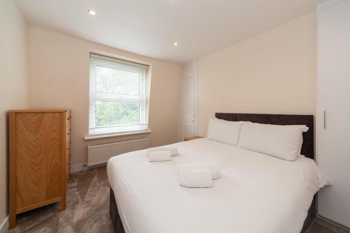 Spacious 2 Bedroom Maisonette In Stratford London Exterior photo