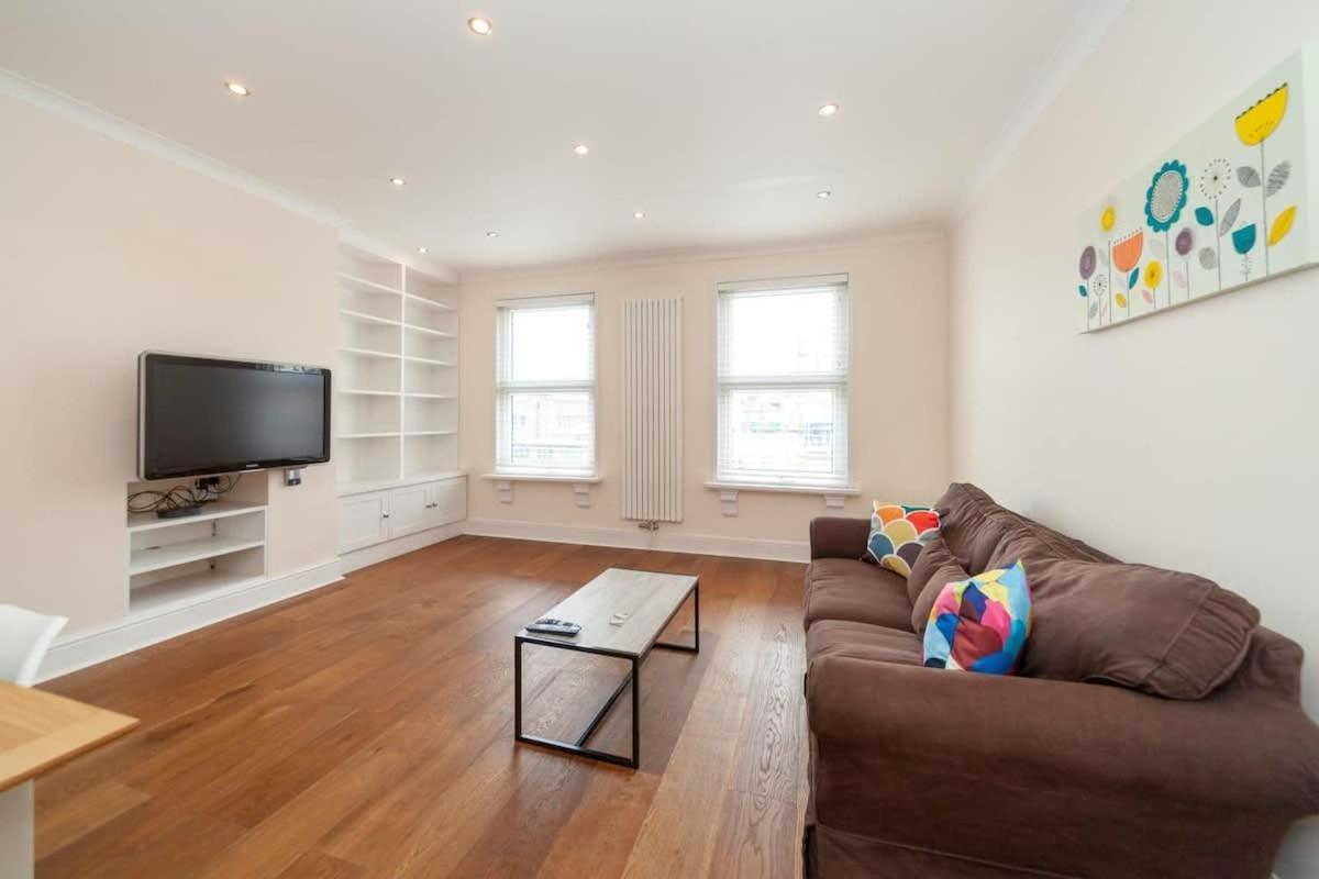 Spacious 2 Bedroom Maisonette In Stratford London Exterior photo